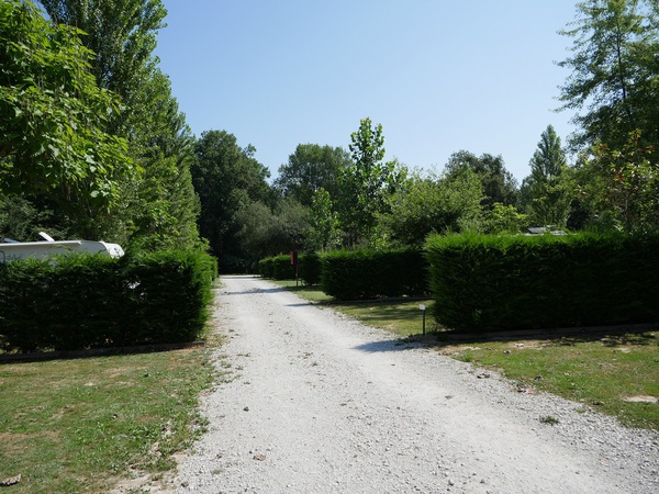 emplacement-campingcar-caravane-camping-bel-air-bordeaux-5