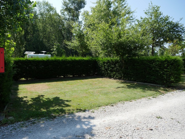 emplacement-campingcar-caravane-camping-bel-air-bordeaux-6