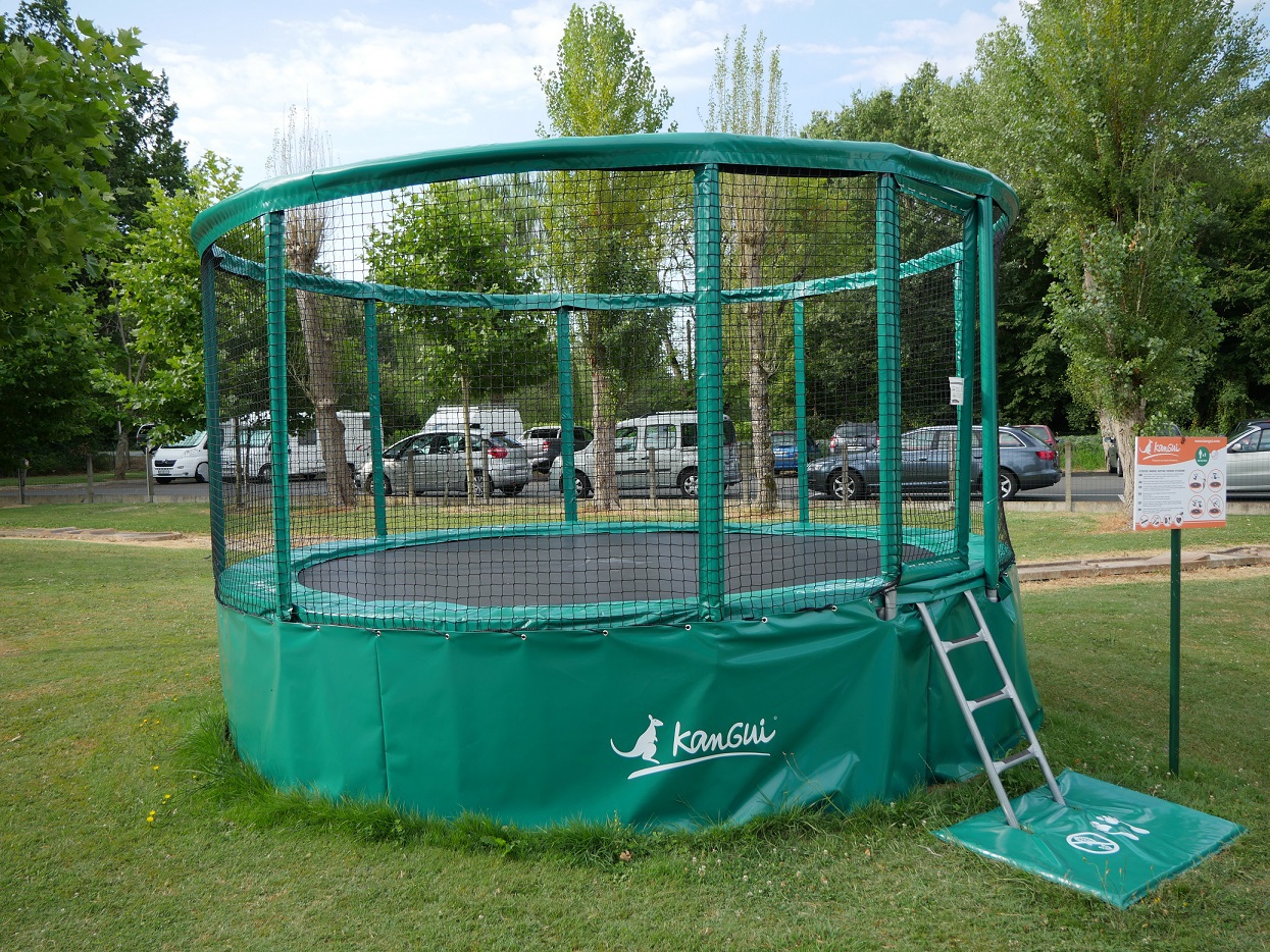 trampoline-camping-bel-air-bordeaux